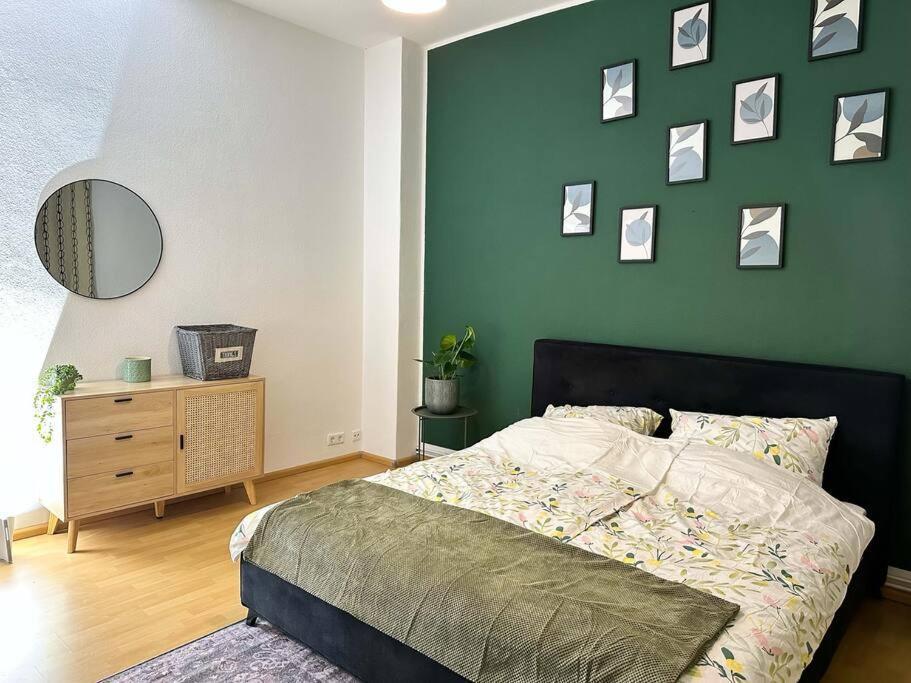 Gemuetliche 2-Zimmer Wohnung Im Zentrum Ноймюнстер Экстерьер фото